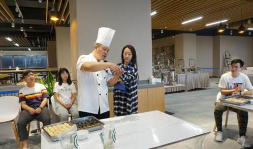 大厨教做月饼